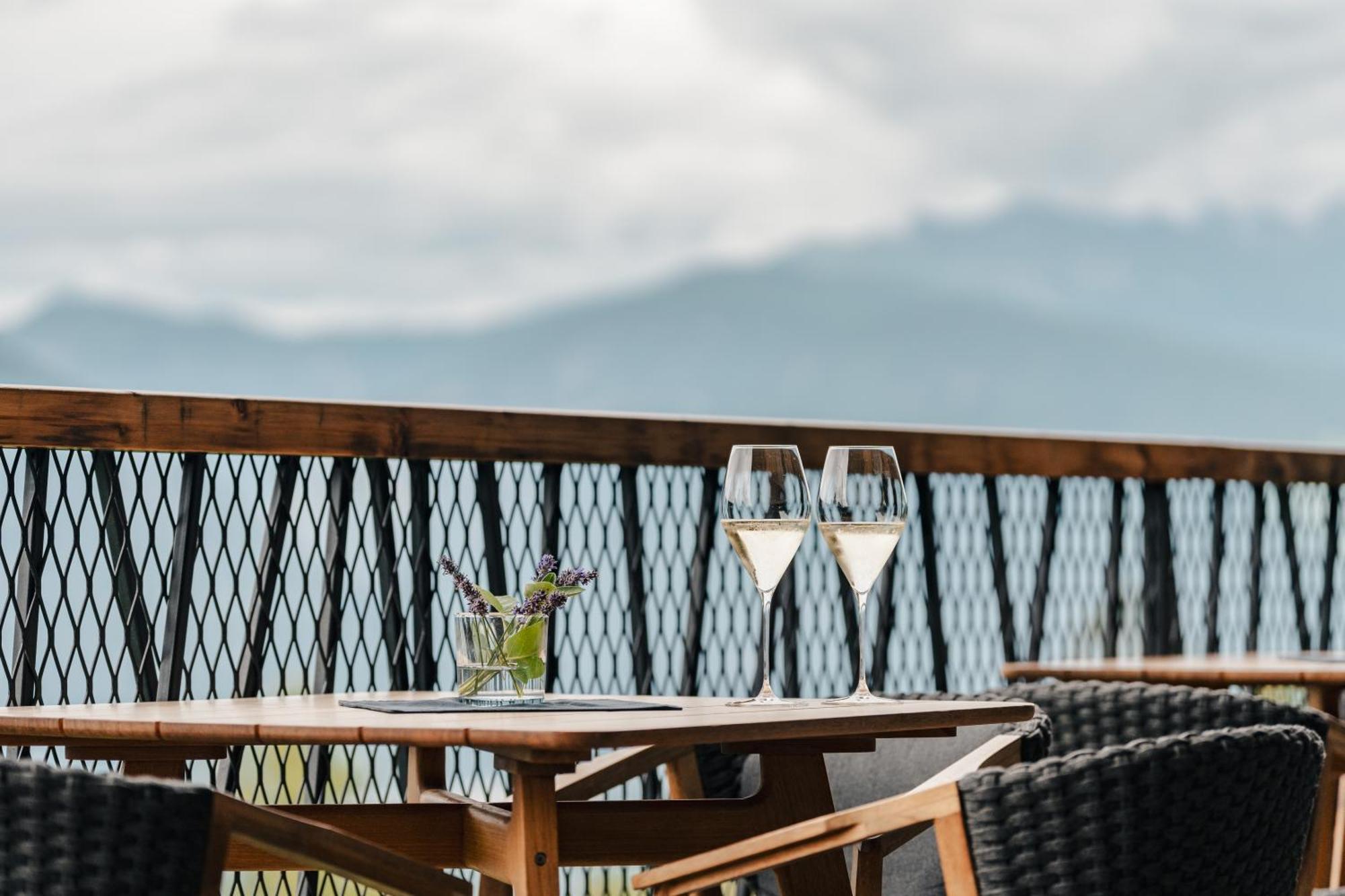 My Arbor - Dolomites Hotel Bressanone Exterior photo The restaurant